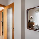 Maison D' Or E Casa Elegante Dal Fascino Luxury Vintage Silenziosa ترييستي