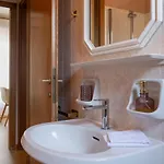 Maison D' Or E Casa Elegante Dal Fascino Luxury Vintage Silenziosa شقة *