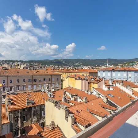 Apartman Maison D' Or E Casa Elegante Dal Fascino Luxury Vintage Silenziosa Trieszt