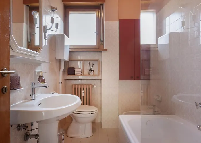 Maison D' Or E Casa Elegante Dal Fascino Luxury Vintage Silenziosa ترييستي